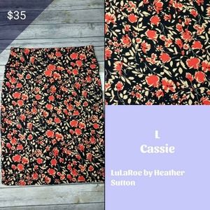Large LuLaRoe Cassie